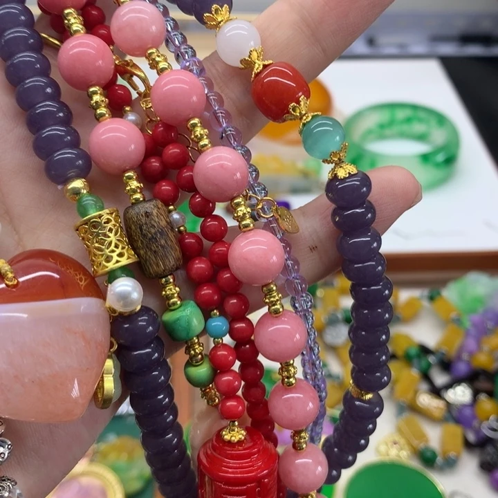 合金颈饰玛瑙/玉髓吊坠