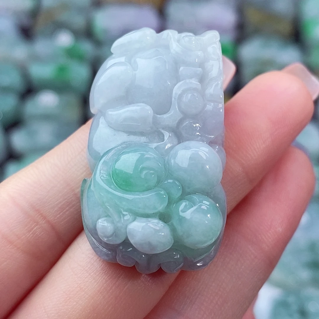 颈饰未镶嵌翡翠天然