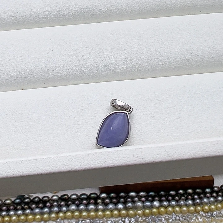 *****翡翠未镶嵌颈饰翡翠设计款吊坠