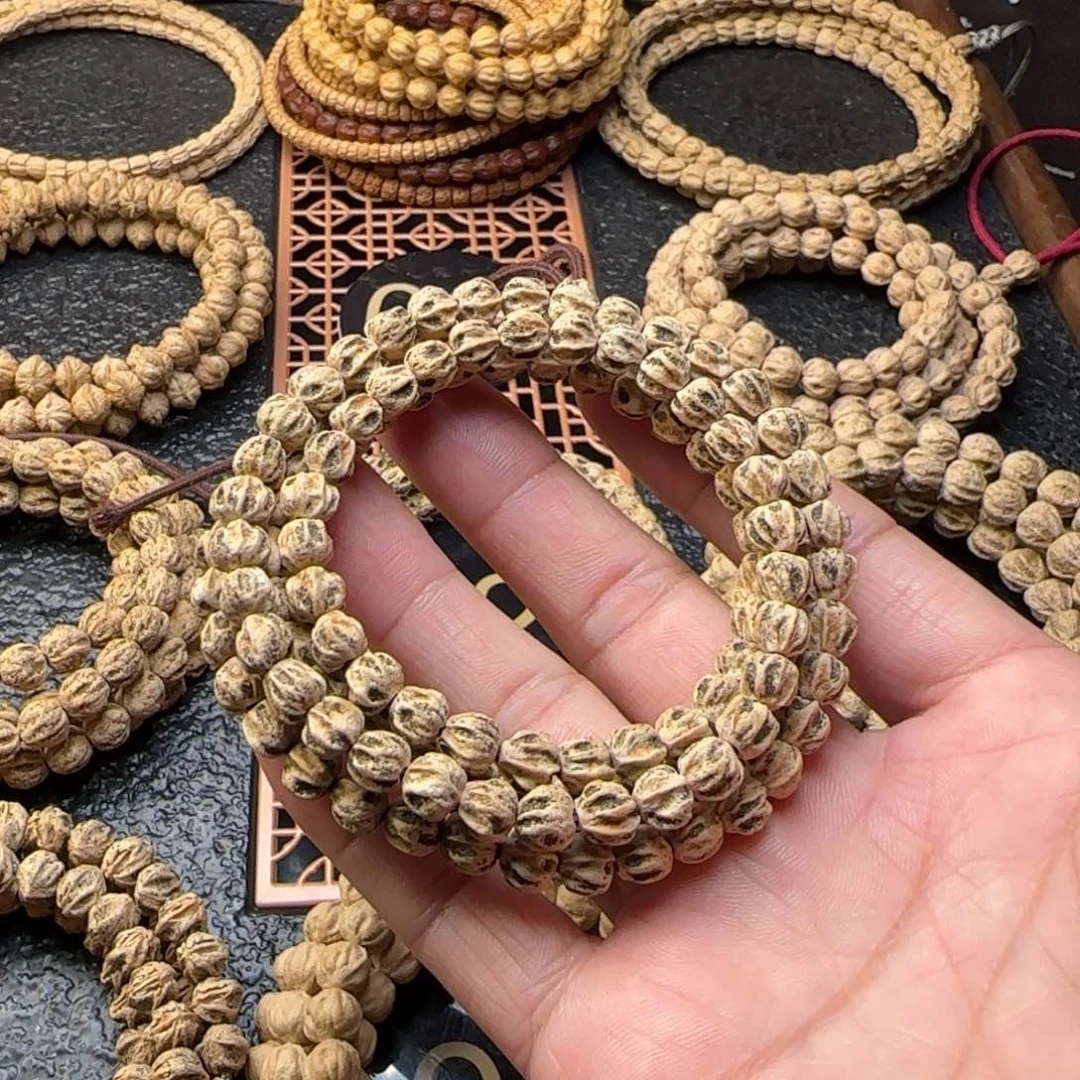 柏香籽/百香籽吊坠?**维