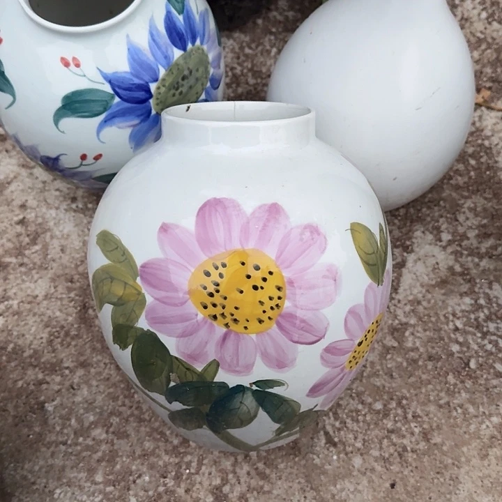 微瑕景德镇陶瓷手工花瓶