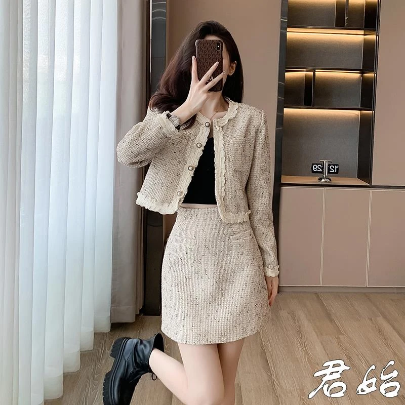 富家千金穿搭套装裙女初秋小香风秋冬高级感上衣名媛两件套半身裙