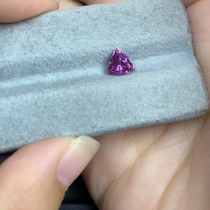 蓝宝石裸石1.26ct紫蓝宝