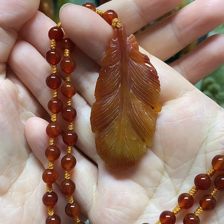 岫玉未镶嵌吊坠(赠链)