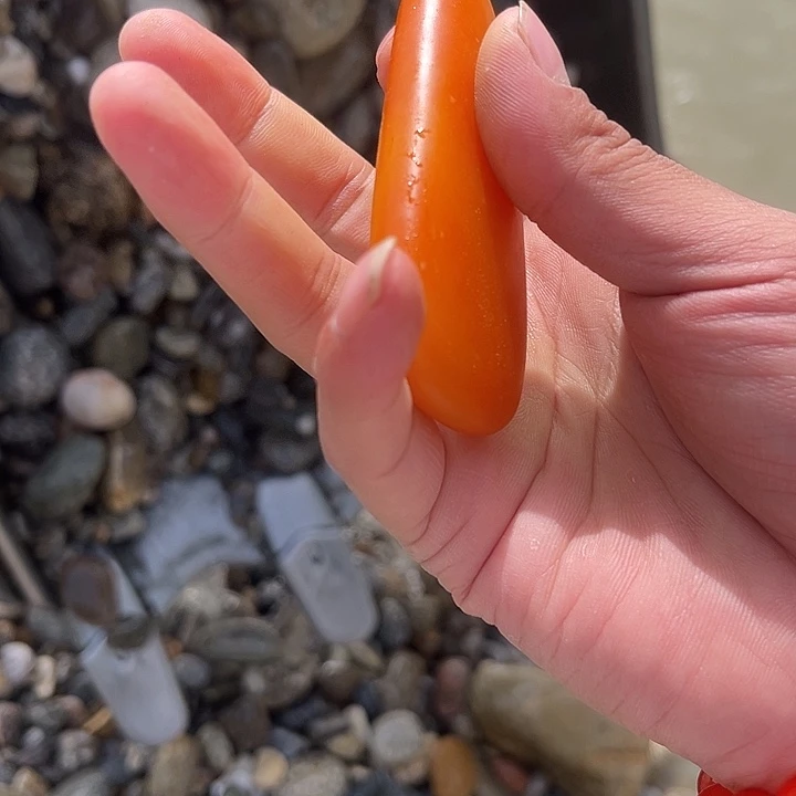 圆润饱满吊坠手把
