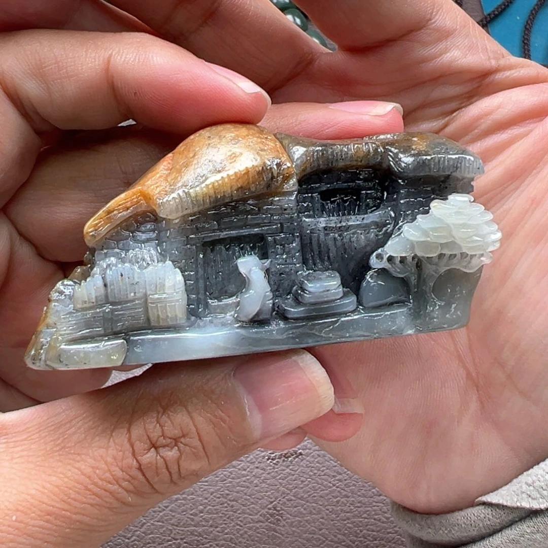 和田玉颈饰未镶嵌