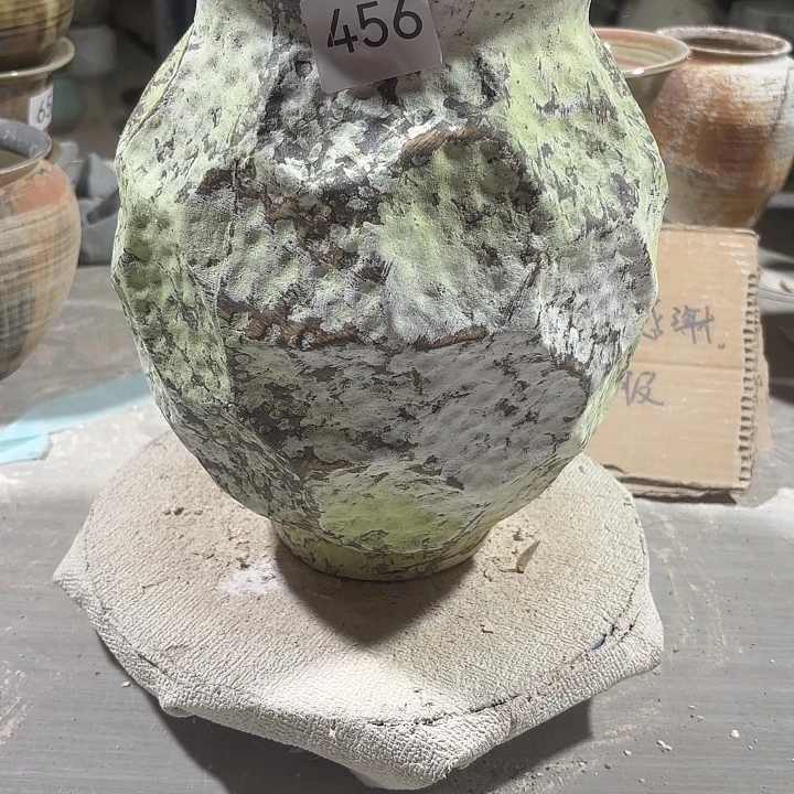 陶摆件高26.5，口13，无孔456，
