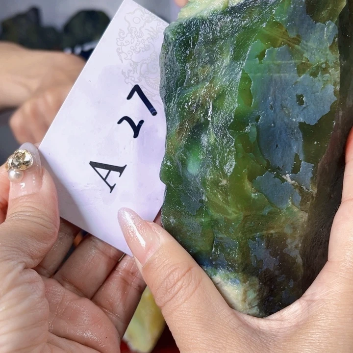 岫玉未镶嵌原料原料