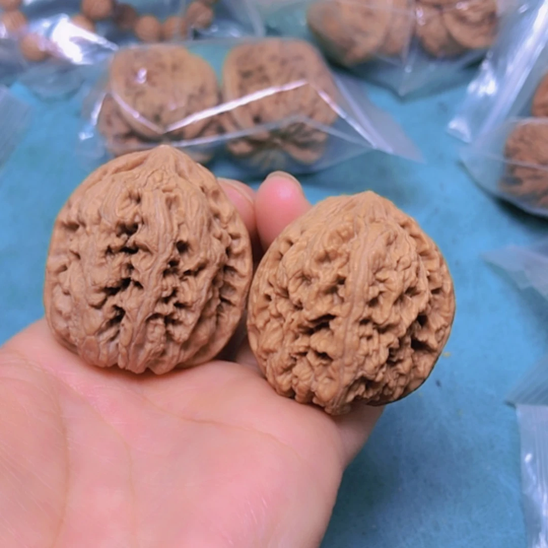 【闪购商品】摆件核桃37将军修尖出油