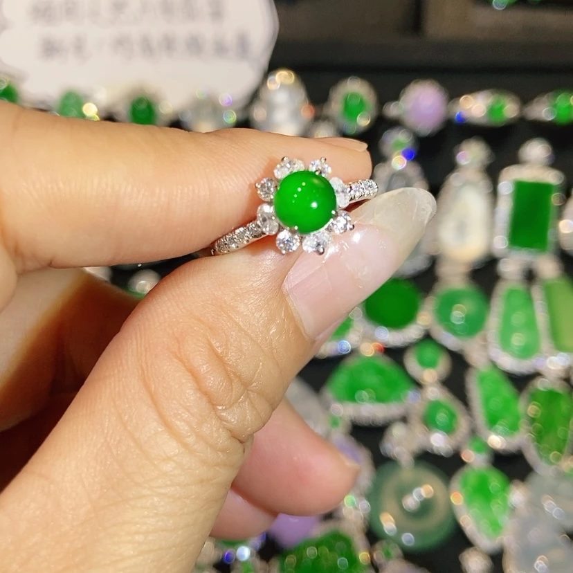 【闪购商品】翡翠戒指18K金镶嵌天然翡翠