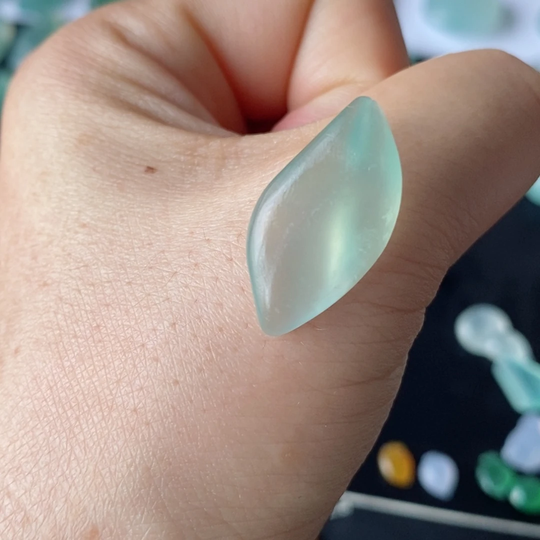 定制翡翠未镶嵌随行