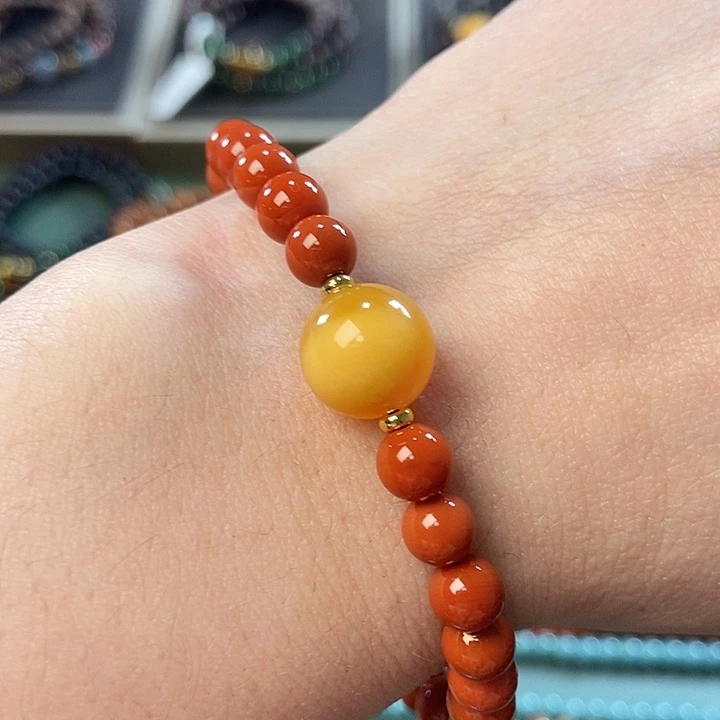 南红玛瑙手串未镶嵌