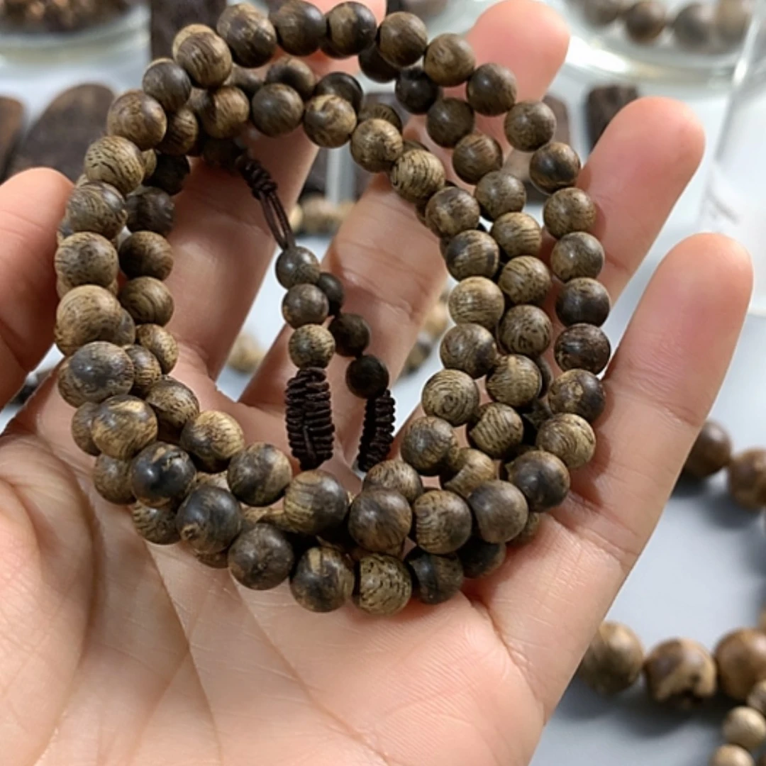 【闪购商品】沉香手串逍*?文莱软丝0.7，17.3克99沉多圈