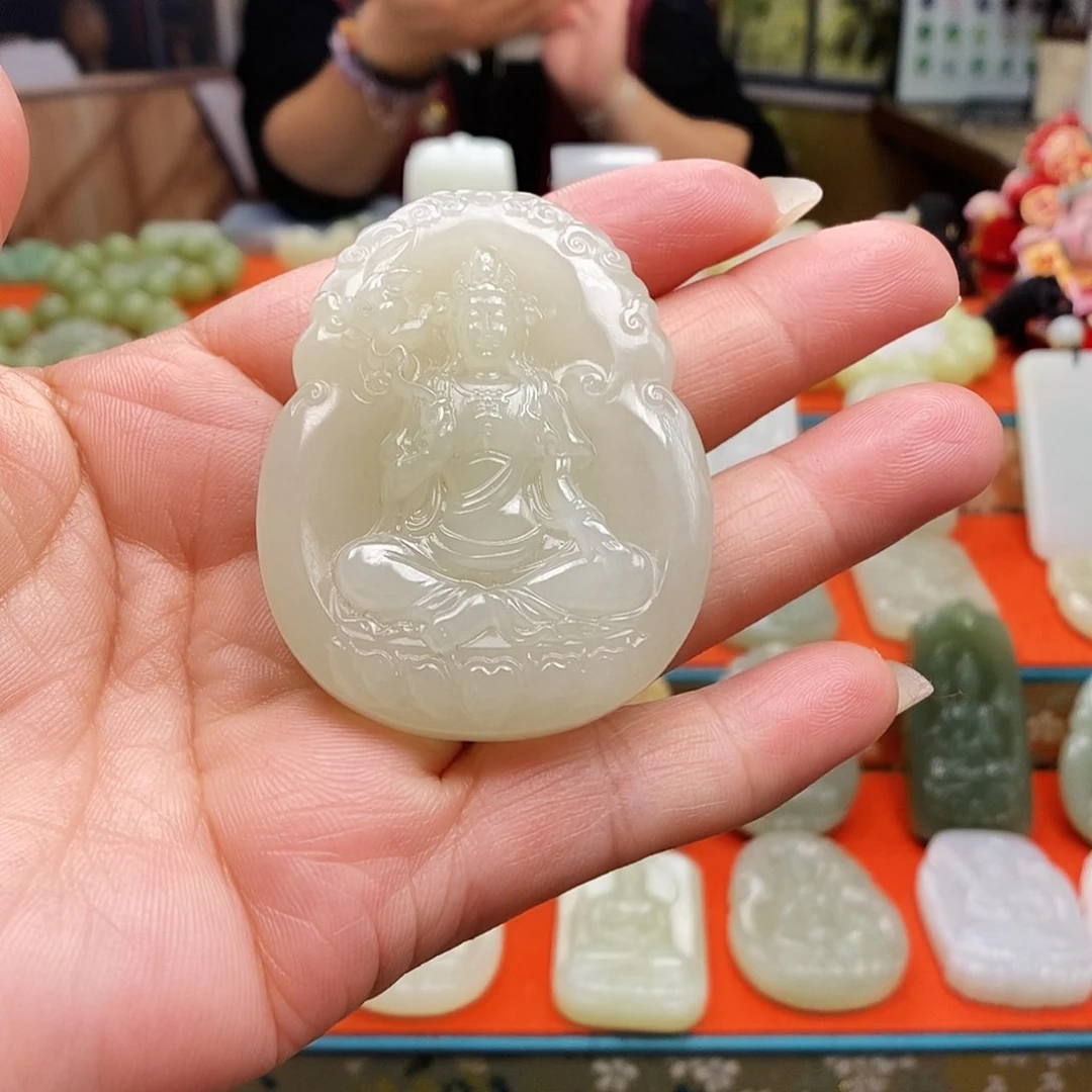 颈饰未镶嵌和田玉维****镖