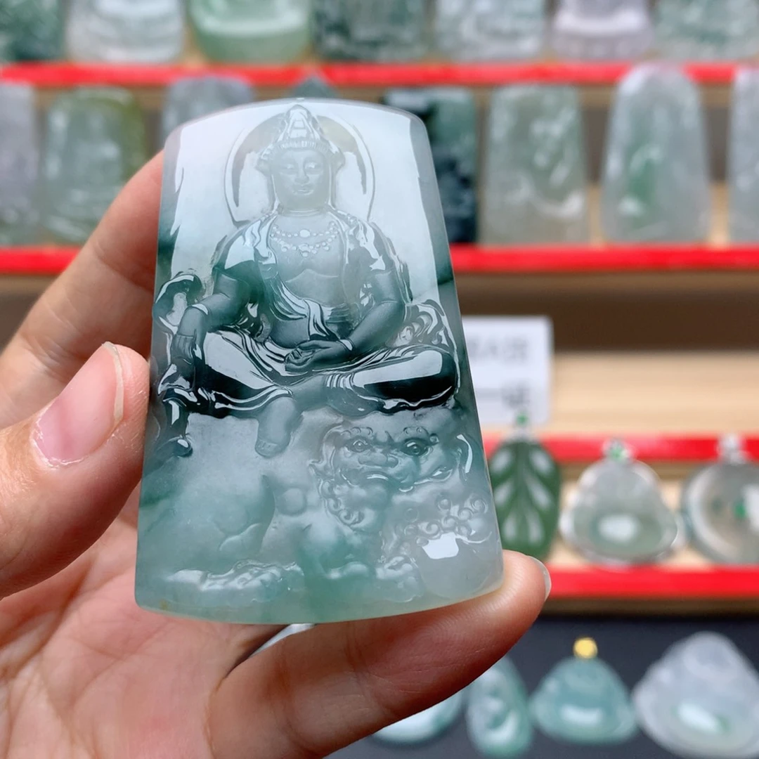 翡翠颈饰未镶嵌文殊