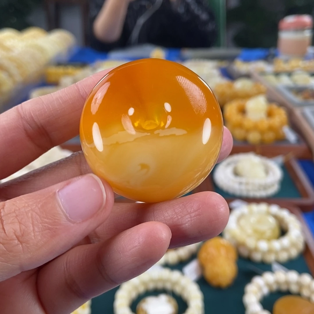 琥珀未镶嵌珠宝奇石32.97蜜糖白花蜡平安扣