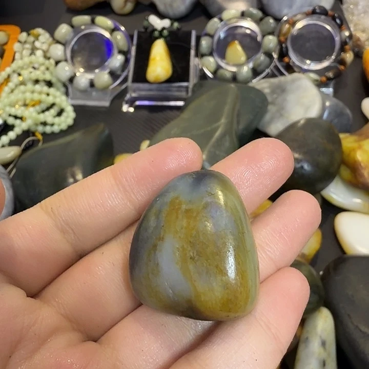 清***9和田玉未镶嵌挂件