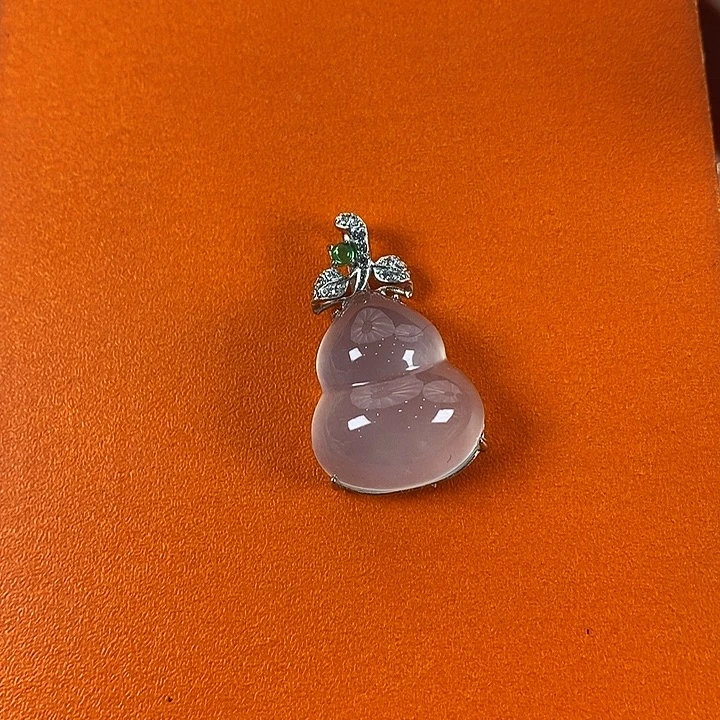 石英质玉银S925镀金镶嵌颈饰