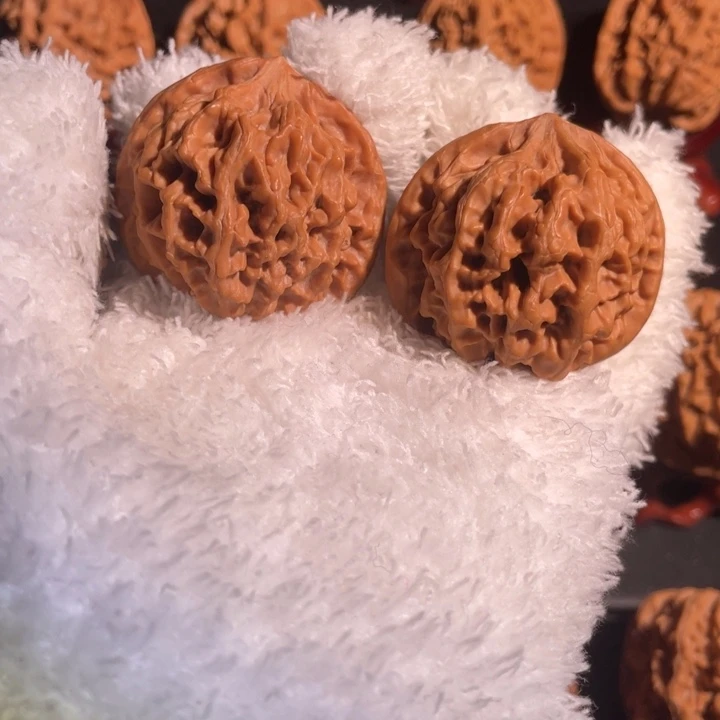 文玩核桃吊坠40官帽