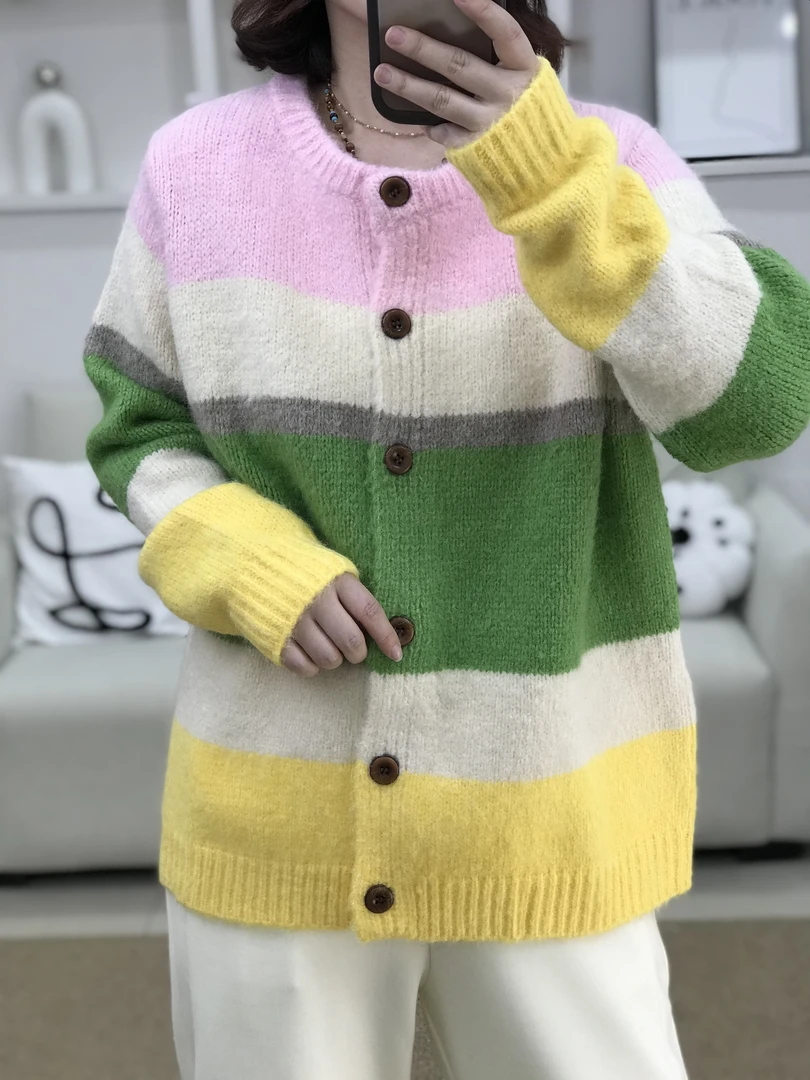 {莹莹推荐}5103秋季大码女装韩系慵懒风多巴胺彩条软糯感毛衫开衫