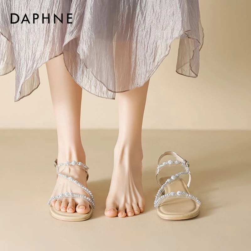 达芙妮银色水钻凉鞋女2025新款夏季外穿软底半拖法式高级感凉拖鞋