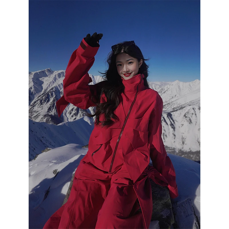 芙沿红色蝴蝶结滑雪服套装女2025年新款防风防水加厚耐磨单板雪服