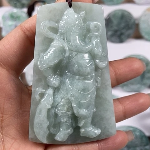 翡翠颈饰未镶嵌关二爷福利