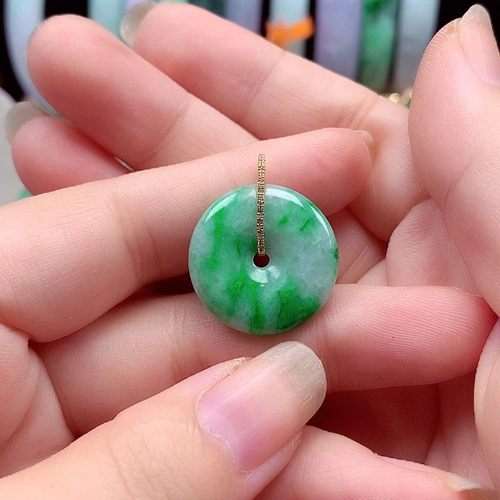 颈饰18K金镶嵌翡翠翡翠