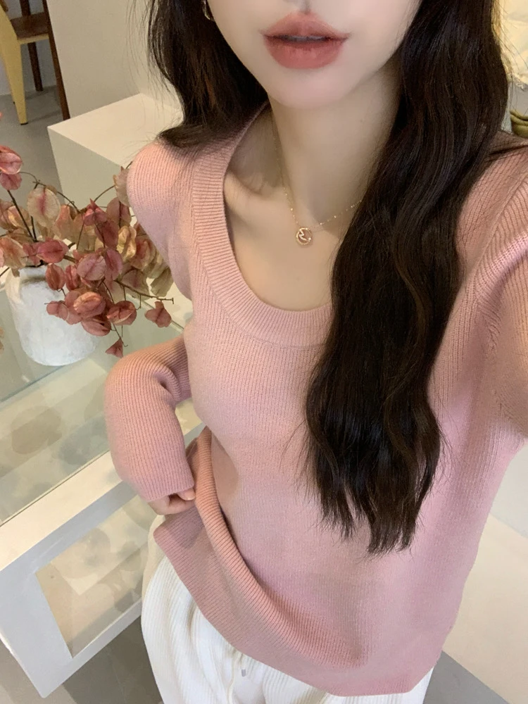 纯色U领针织打底衫女秋冬新款内搭毛衣纯欲修身显瘦百搭长袖上衣