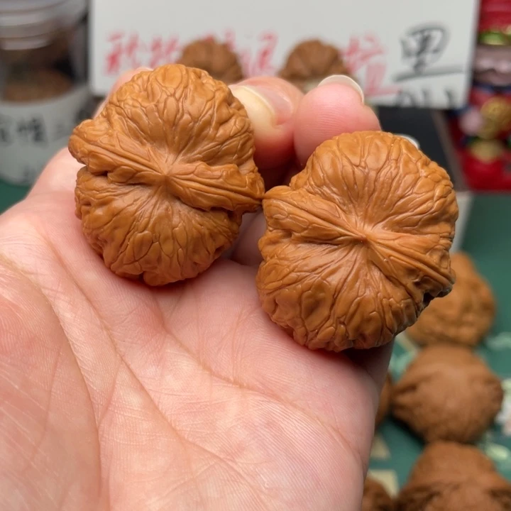 【闪购商品】文玩核桃吊坠38元宝