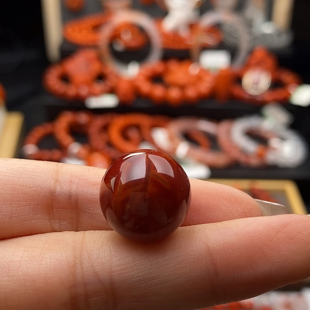 南红玛瑙未镶嵌四川凉山牛血红单珠