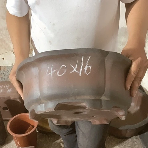 紫砂花盆手工制作