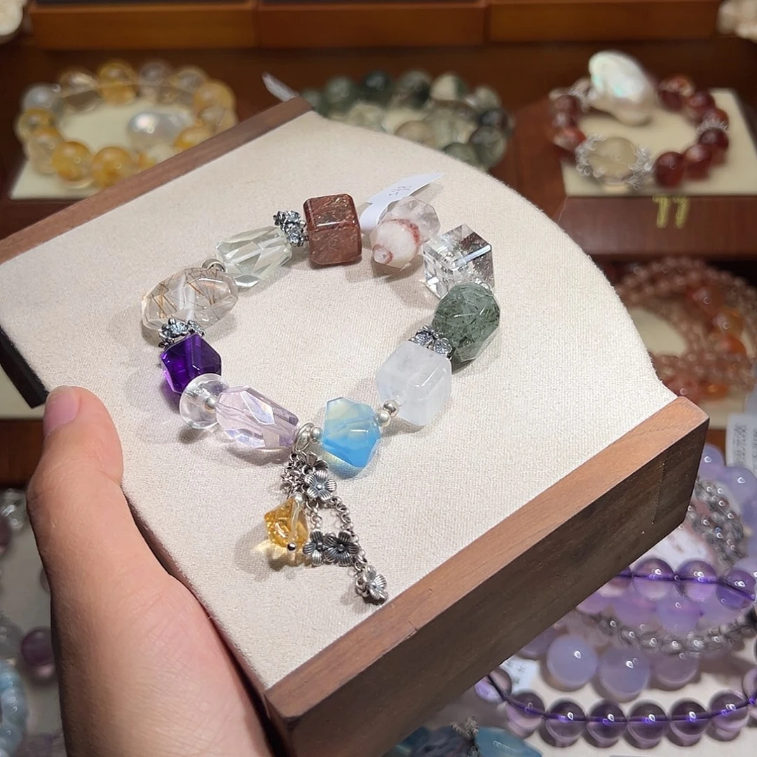 车挂未镶嵌水晶菁*