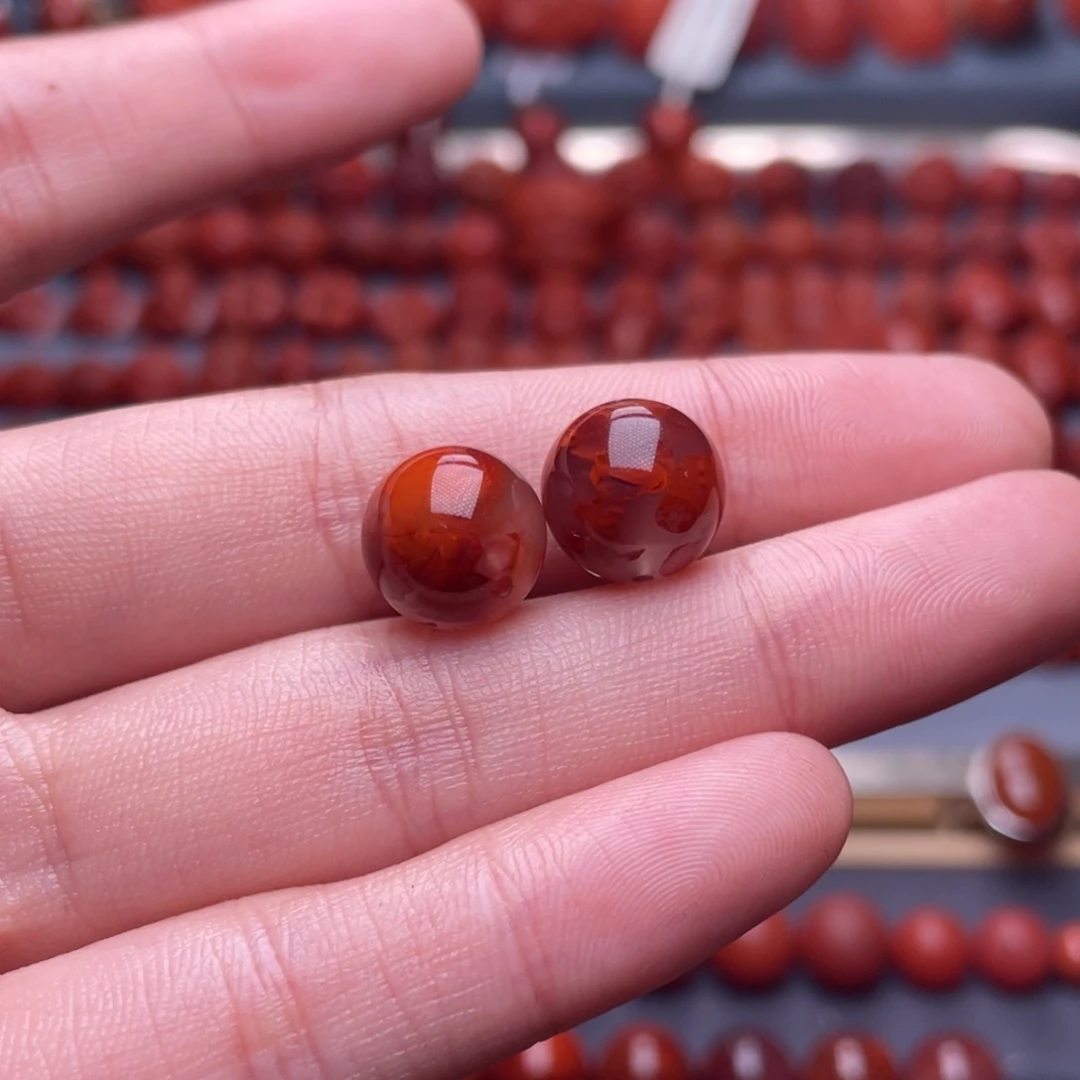 南红玛瑙未镶嵌其他W11.3瓦西牛血带火焰圆珠一对