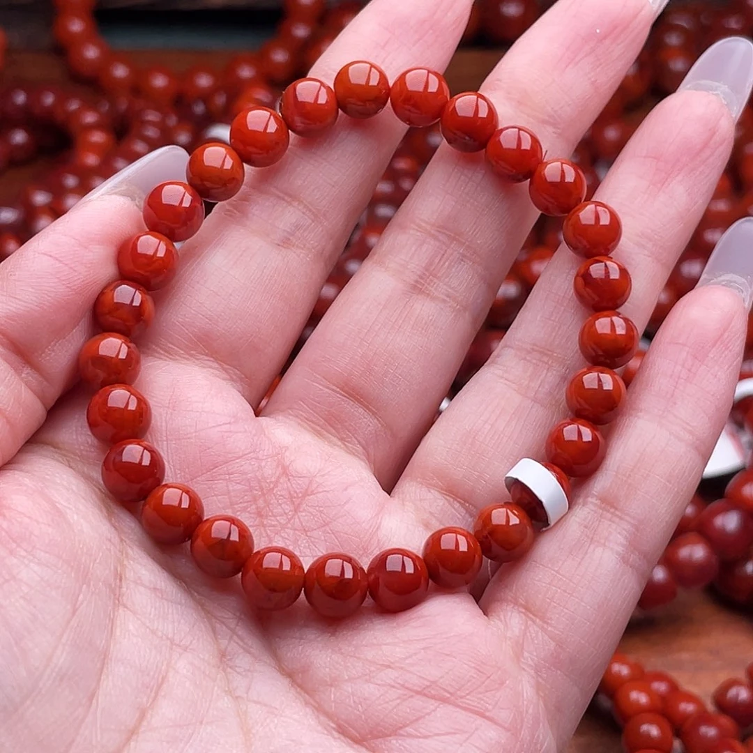 兜****南红玛瑙未镶嵌瓦西原矿典藏7mm