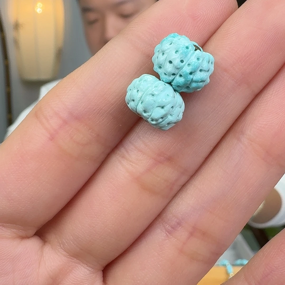 绿松石未镶嵌挂件