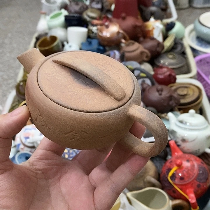 陶瓷艺术品及陶瓷壶