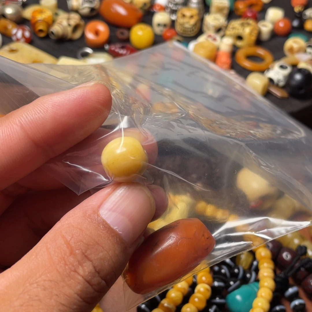 冲***霄玻璃颈饰哈哈哈哈哈