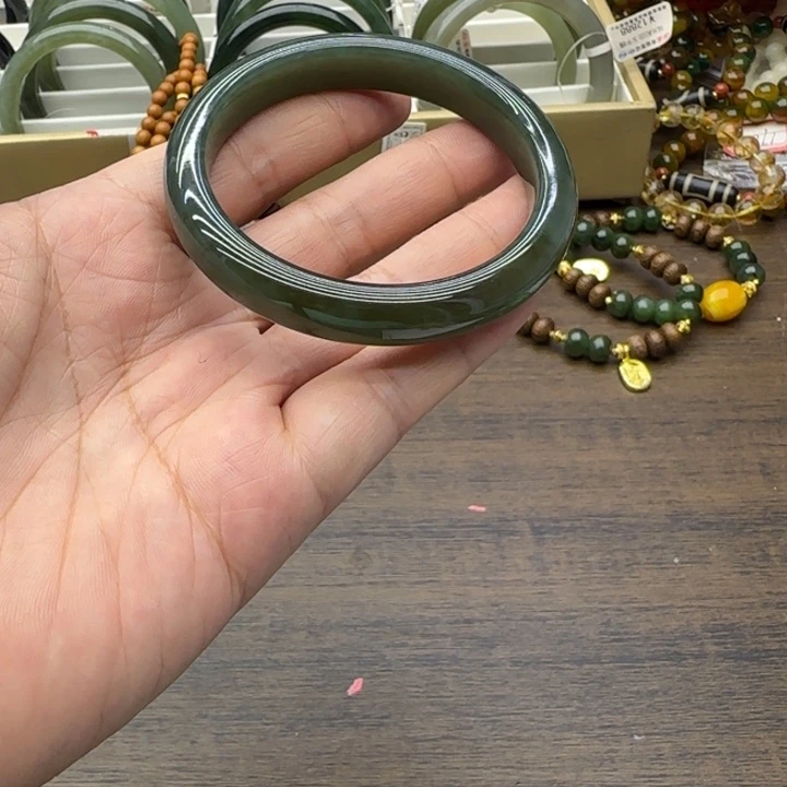 未镶嵌手镯和田玉56.8圈围34