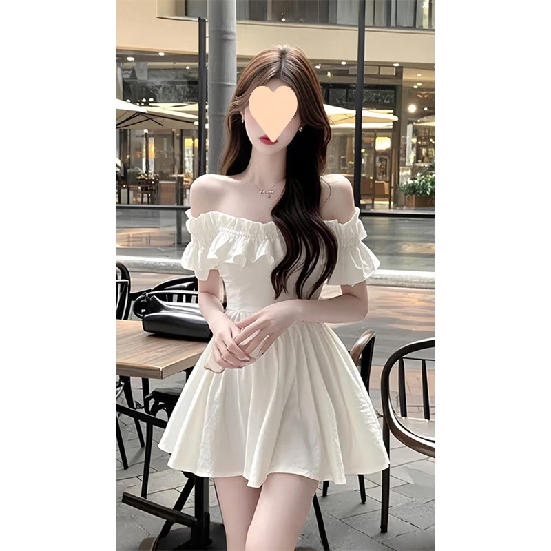 300斤大码女装新款纯欲辣妹风气质一字肩短袖连衣裙木耳边裙子