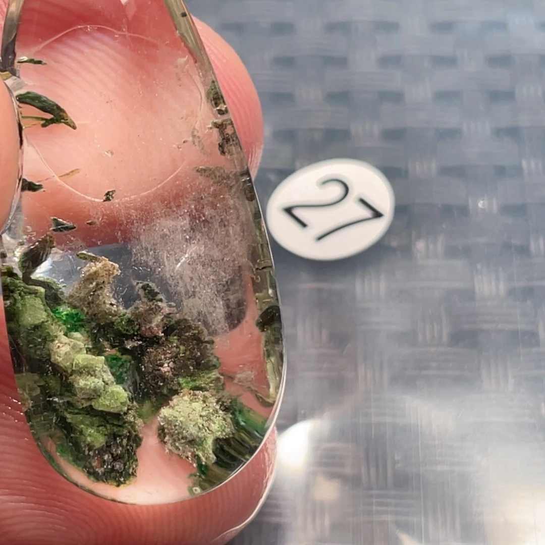 【闪购商品】颈饰未镶嵌水晶?*