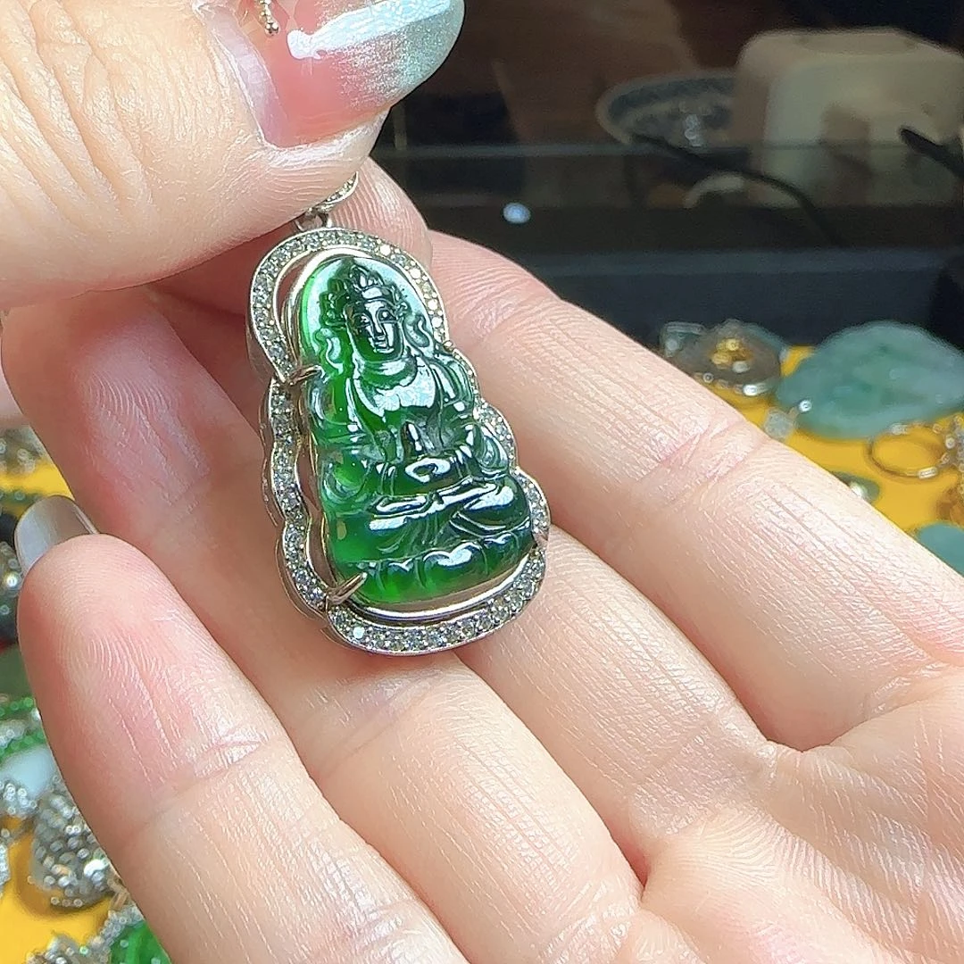 颈饰未镶嵌翡翠翡翠