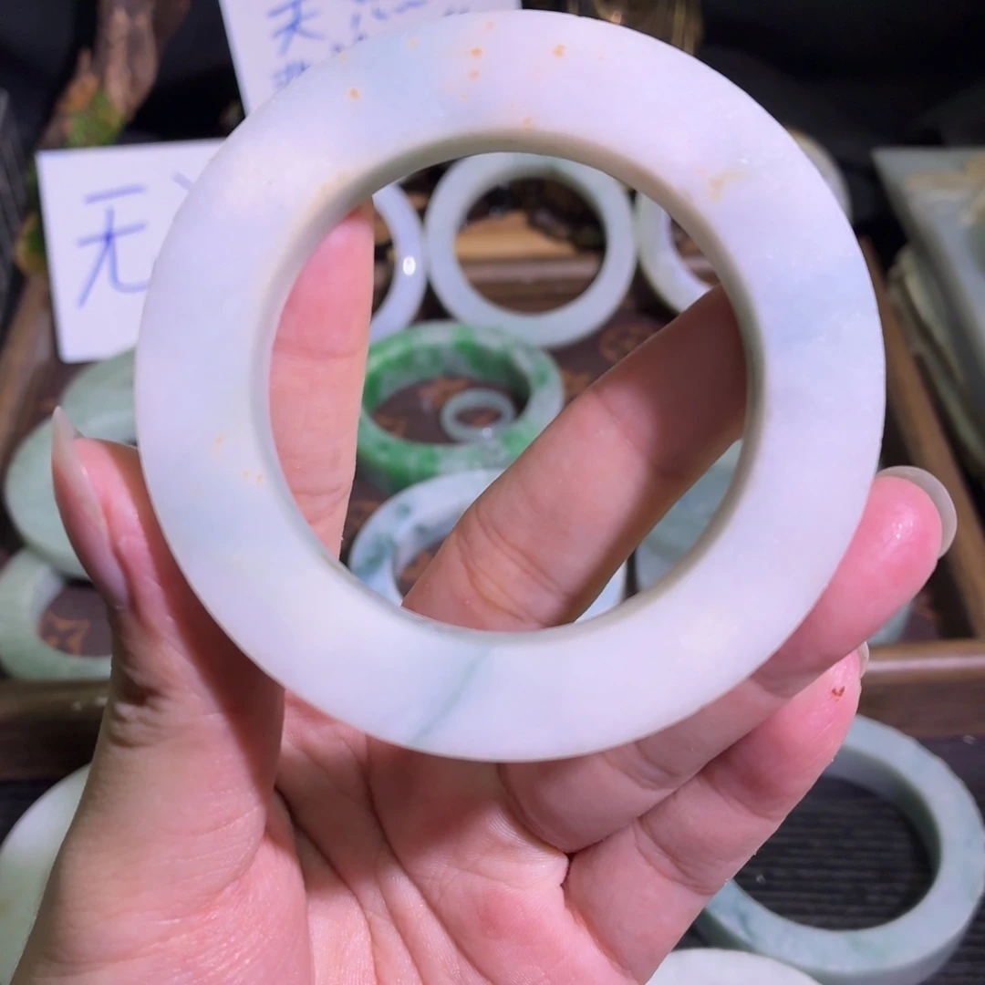定制翡翠未镶嵌翡翠A货毛胚手镯定制