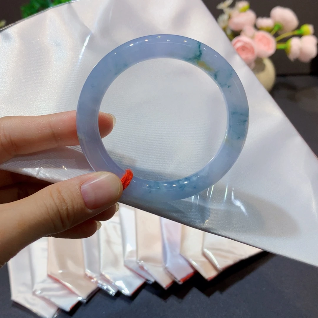 翡翠未镶嵌手镯52