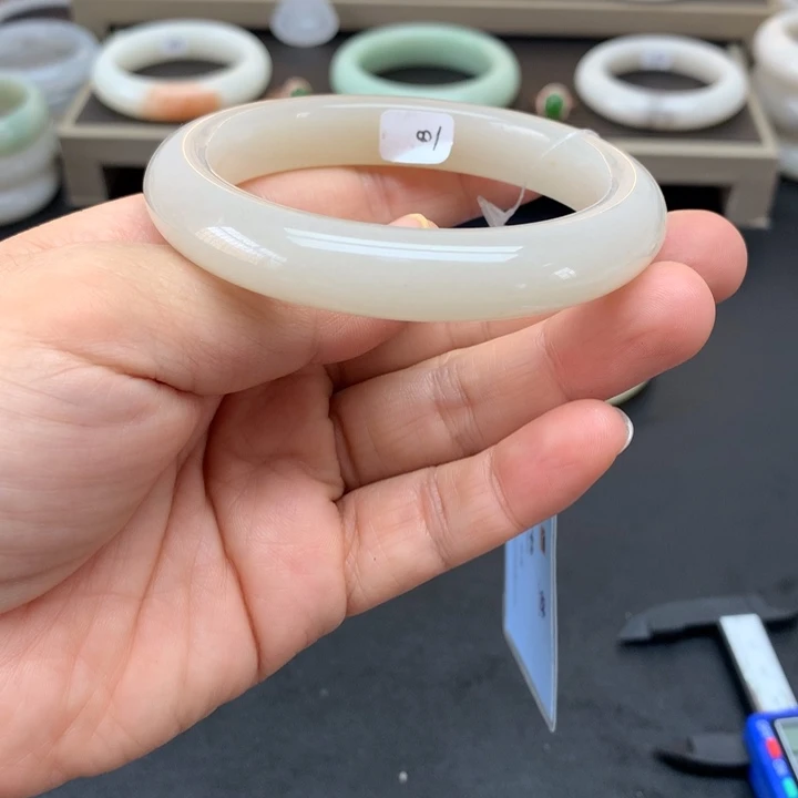 石英质玉手镯未镶嵌只**好58.8