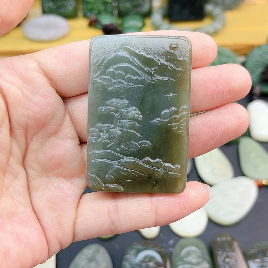 和田玉未镶嵌颈饰