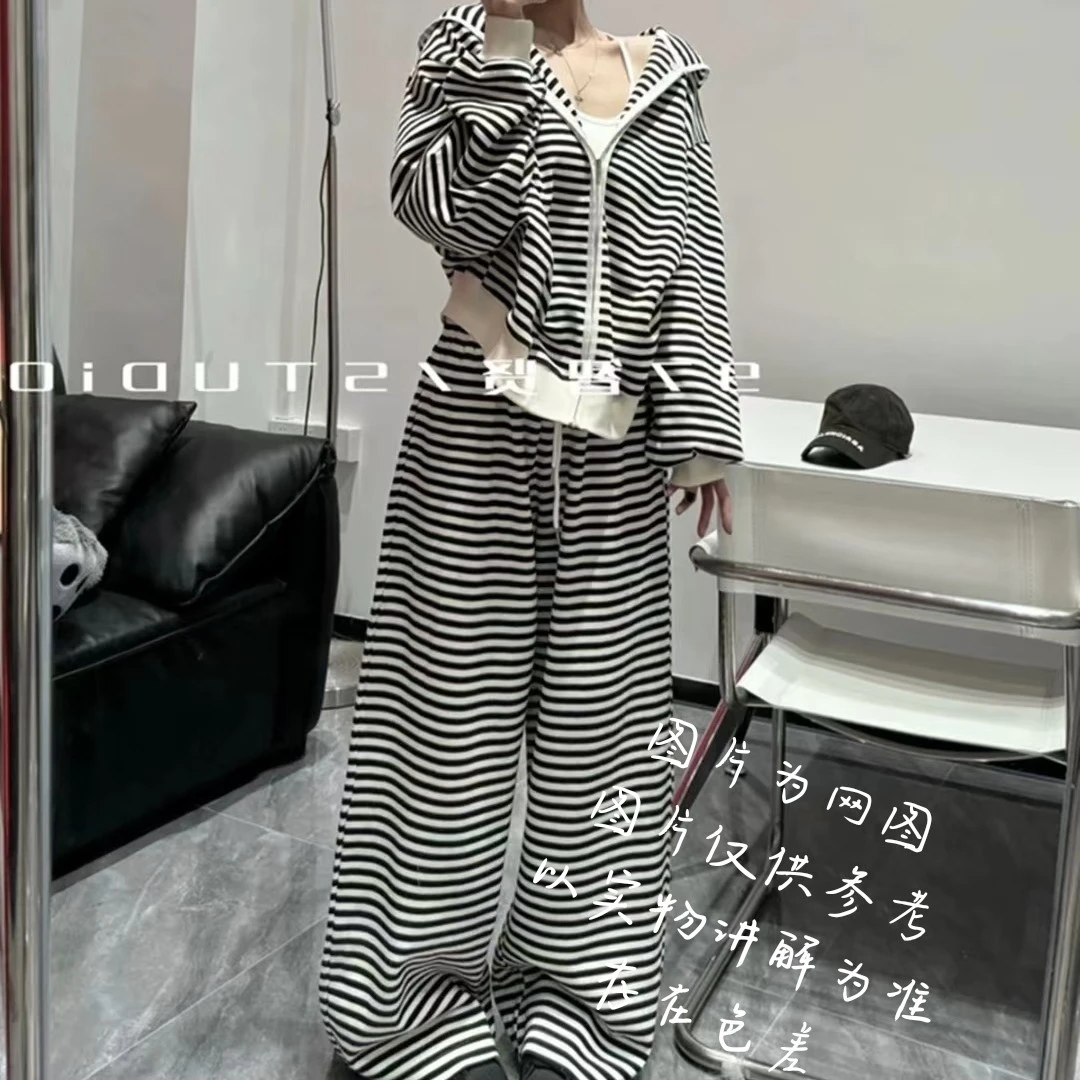 【大白莎家】慵懒简约风条纹拉链连帽卫衣搭配高腰垂感秋款女装胖mm