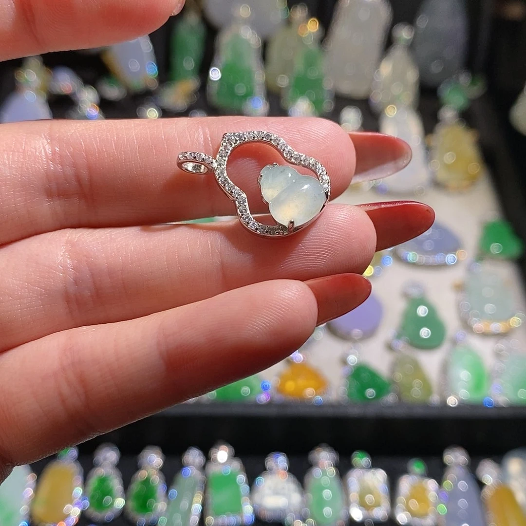 翡翠银S925镶嵌颈饰天然翡翠