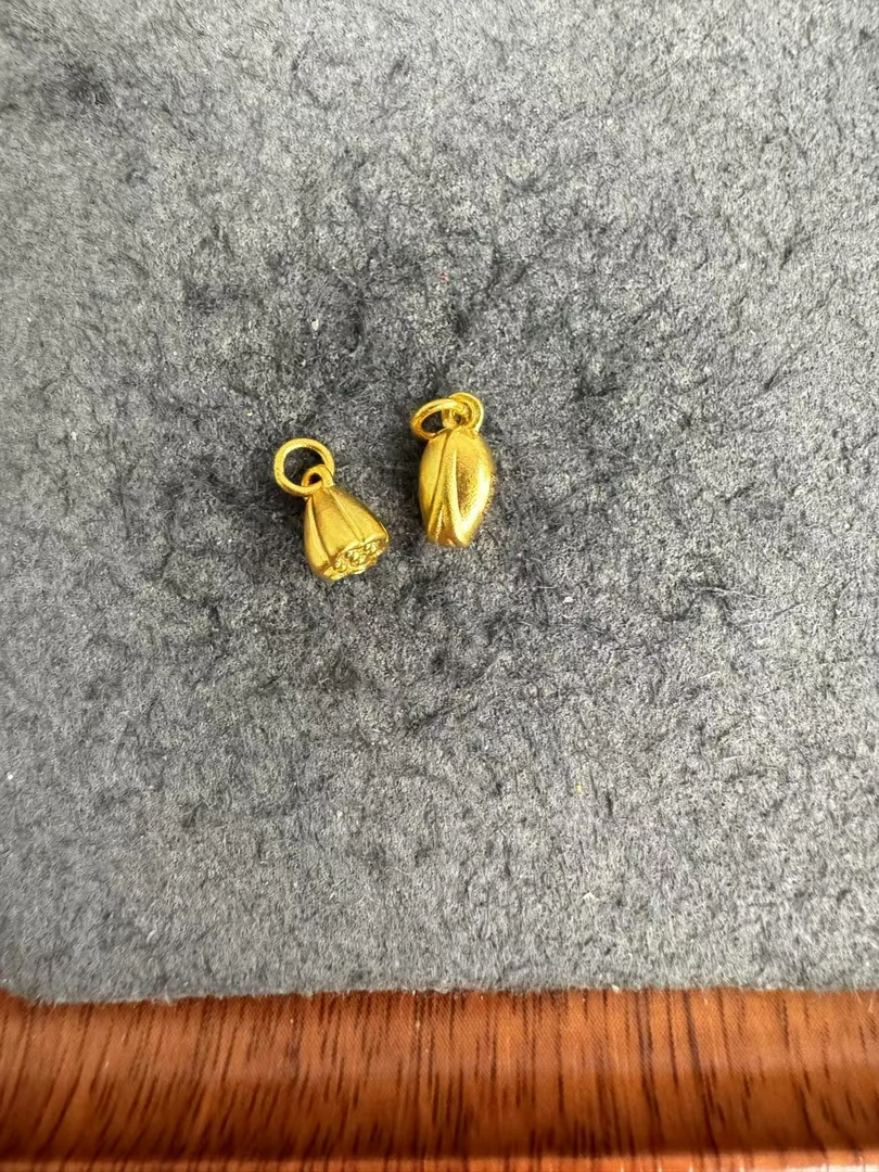 足金999 古法工艺两世欢吊坠