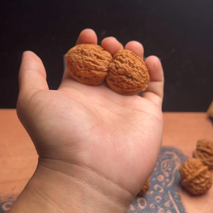 文玩核桃吊坠随机